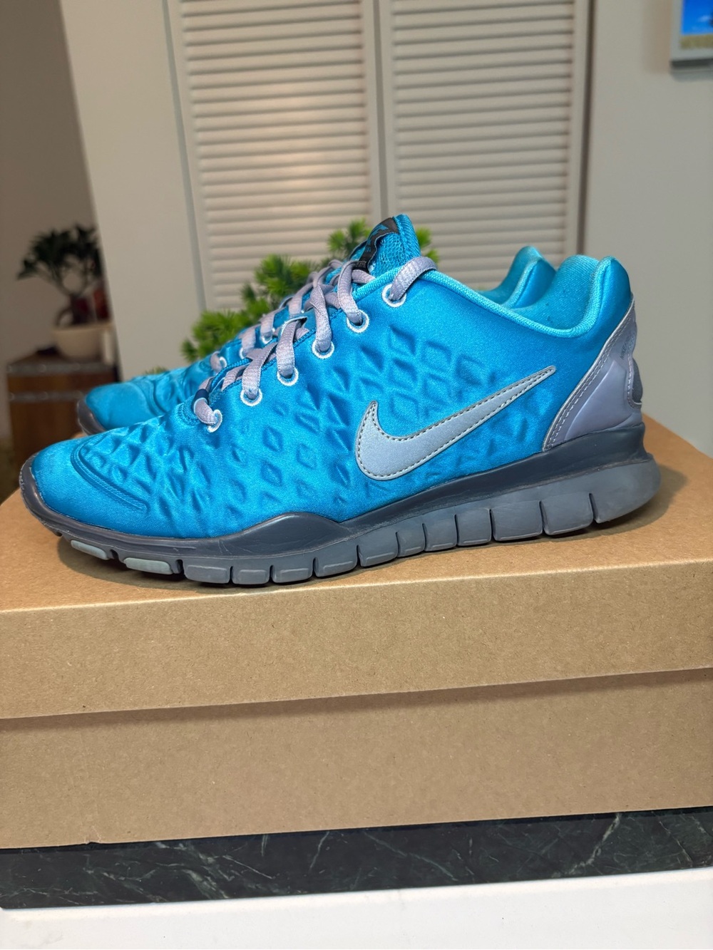 Nike Free Run Women’s Rare Trail Running Shoes Blue Black Size 6